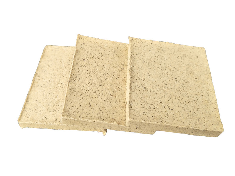 长方形艾饼5.7*4.7*0.65CM